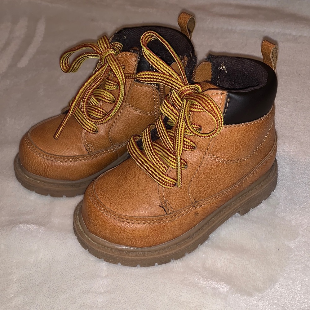 Toddler boy work boots, size 5, inside zipper